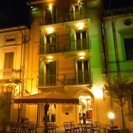 Hotel Villa Adriana Βιαρέτζιο Εξωτερικό φωτογραφία