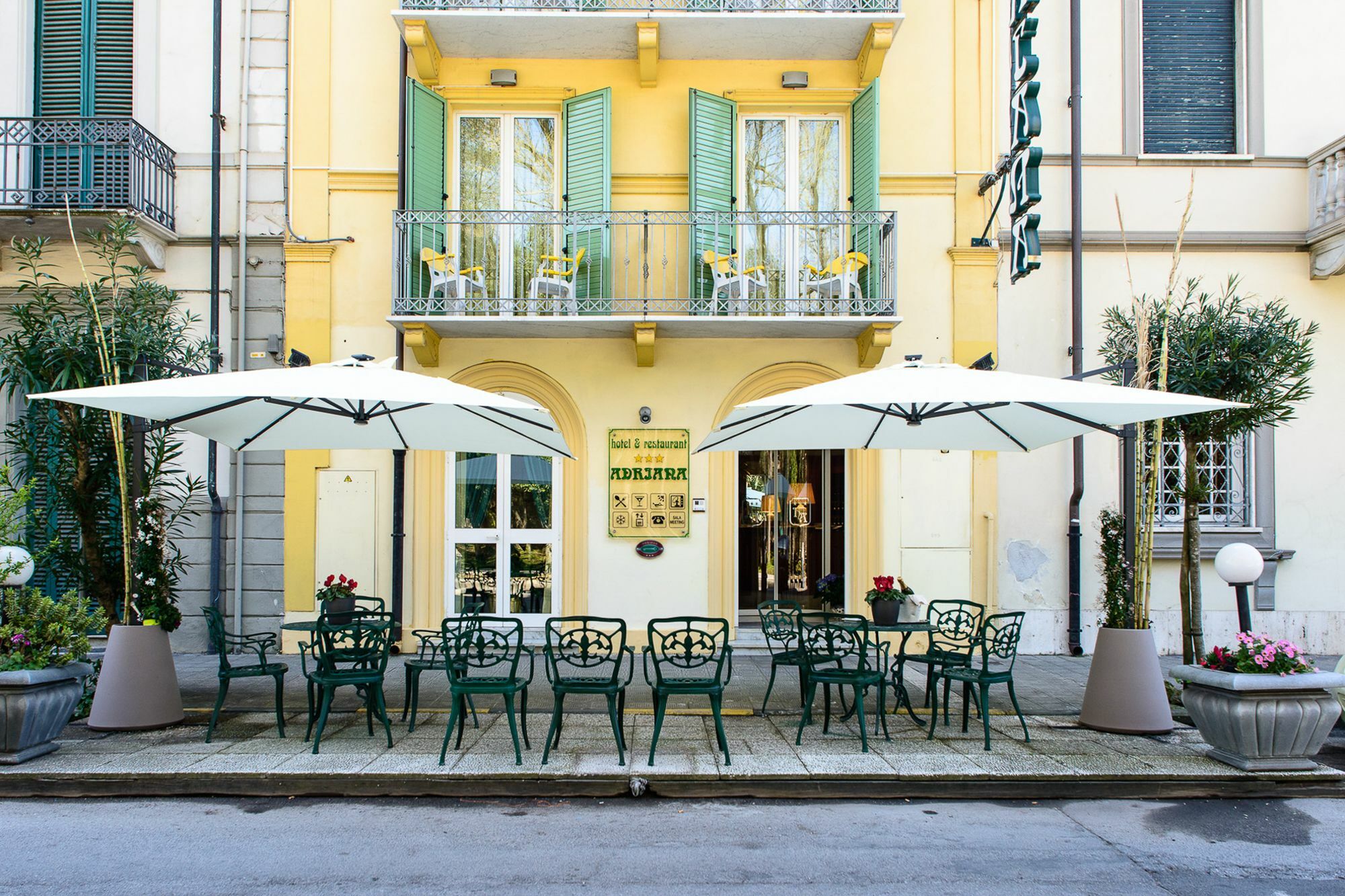 Hotel Villa Adriana Βιαρέτζιο Εξωτερικό φωτογραφία