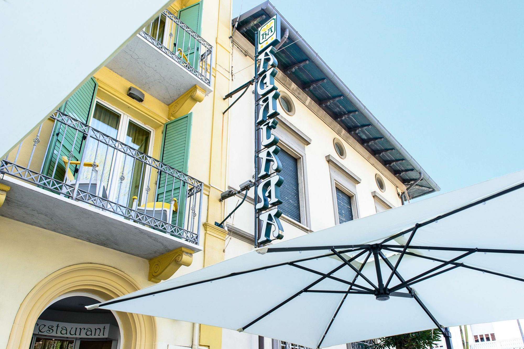 Hotel Villa Adriana Βιαρέτζιο Εξωτερικό φωτογραφία
